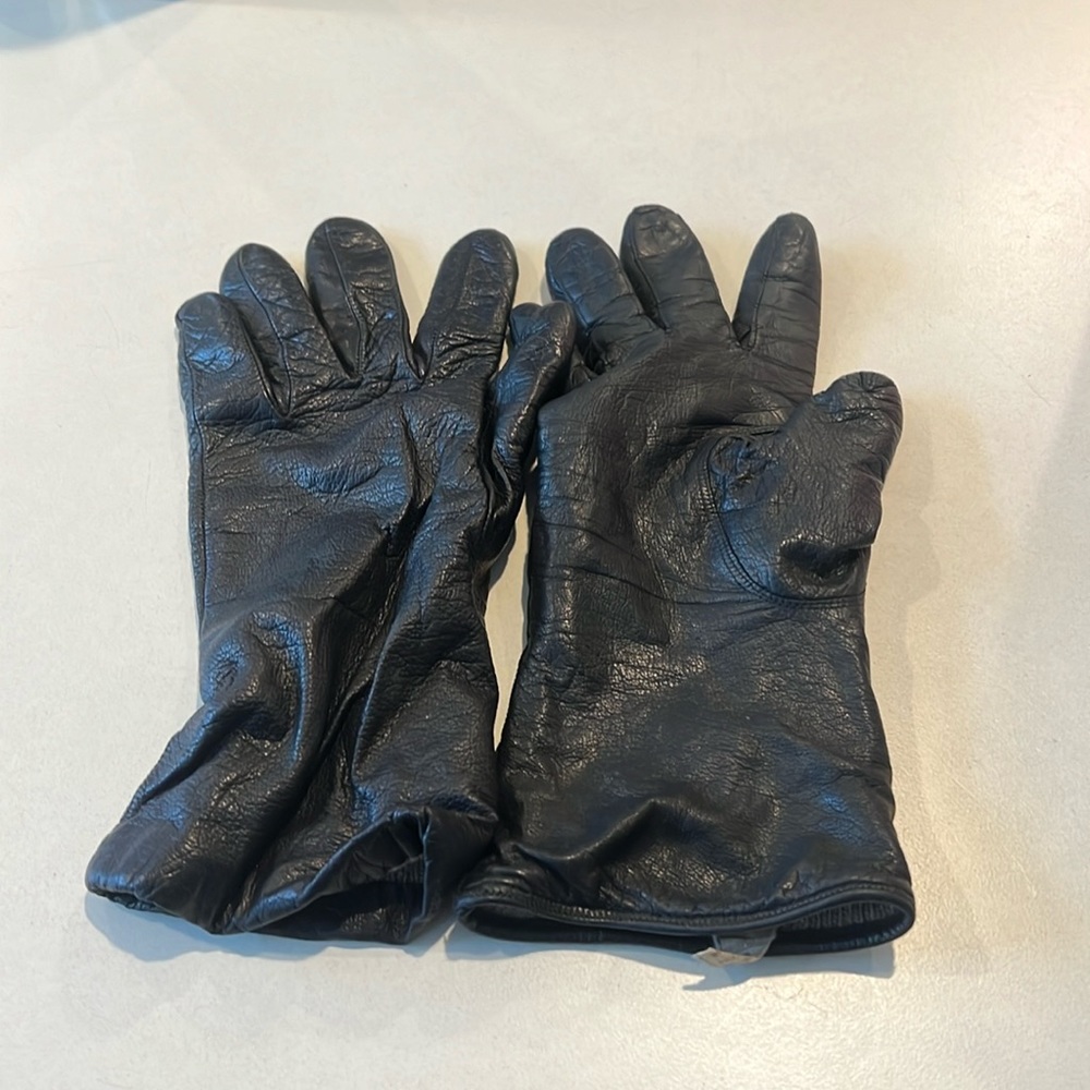 Madova Leather Gloves Florence Italy